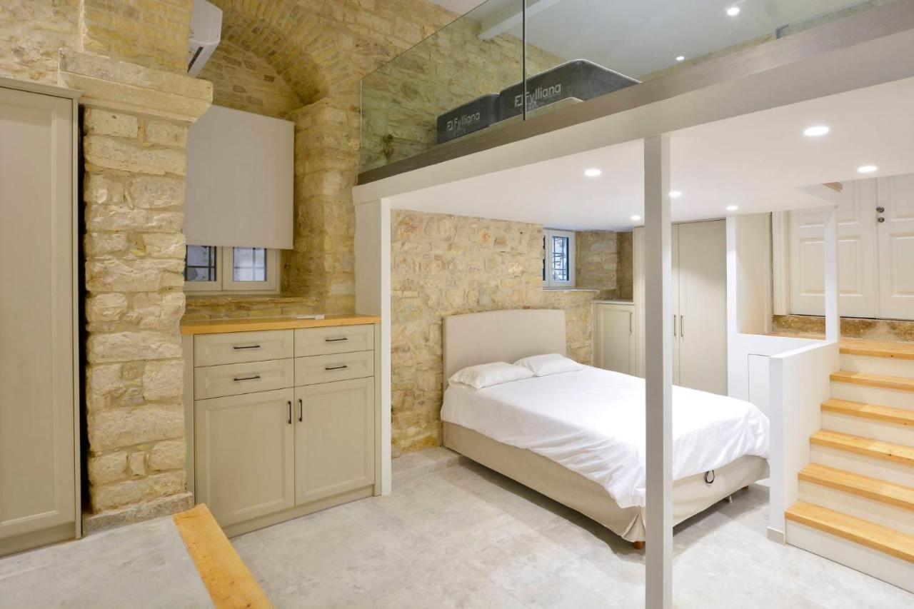 The Old Print House, Corfu Apartment *